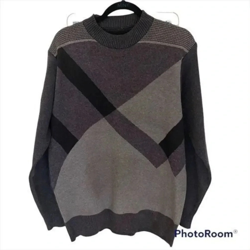 Men’s sweater